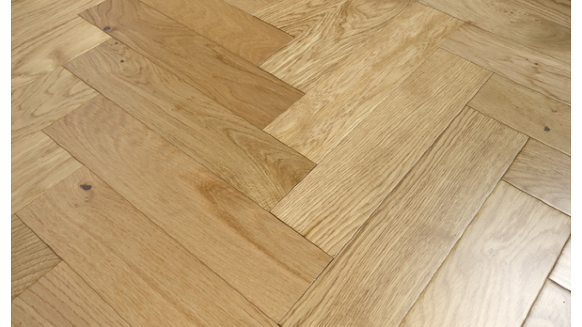 Harbour Engineered Wood Flooring Parquet/Herringbone Character Oak UV